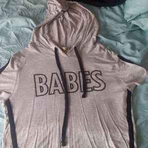 Babes printed crop top